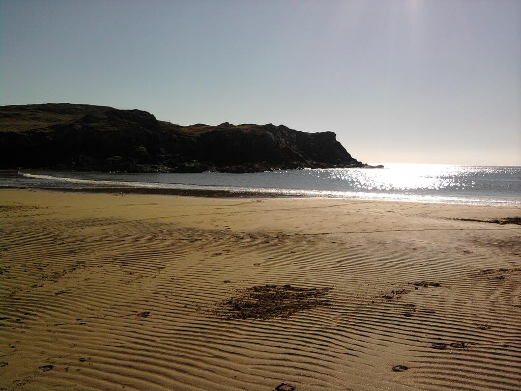 Monravon Guest House Holyhead Esterno foto